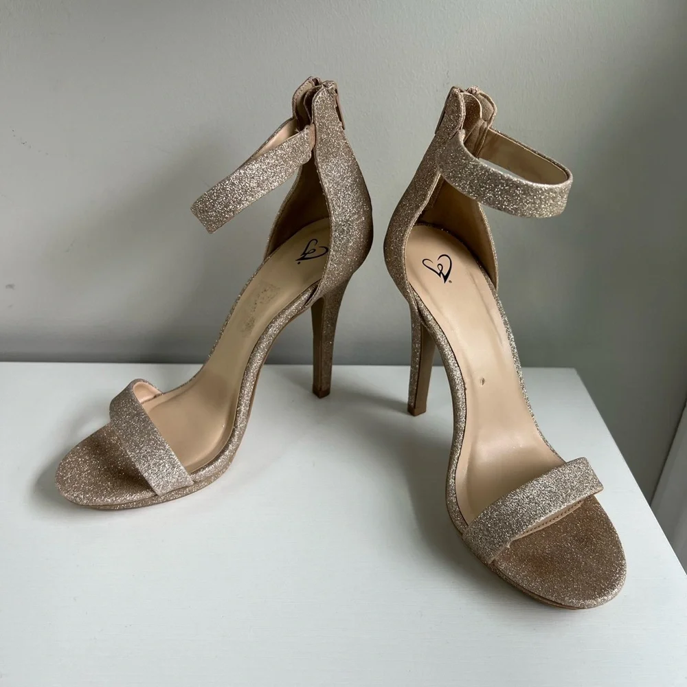 Windsor champagne gold glitter special occasion/prom/homecoming/wedding heels - Picture 13 of 14